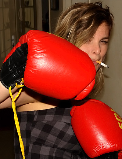Emilie – boxing