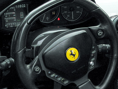 Ferrari Enzo - poste de pilotage