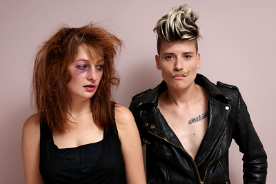 Patricia et Colette – Fais-moi mal Johnny!