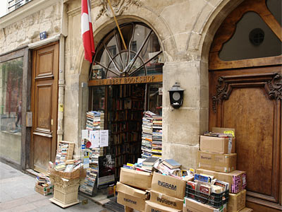 the Abbey Bookshop (vu du dehors)