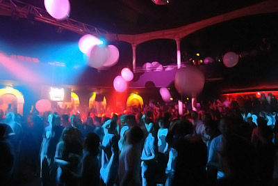plein de gros ballons @ Phunk Circus