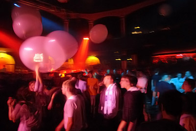 plein de gros ballons @ Phunk Circus