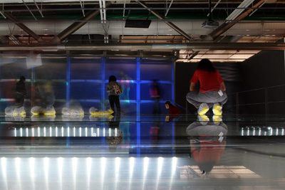 Morphosis : chaussons lustrants obligatoires