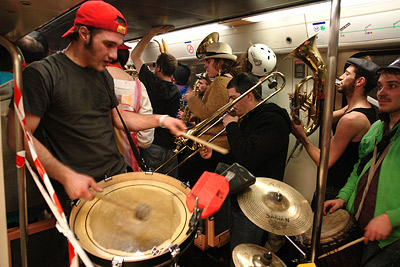 subway party @ ligne 7 bis